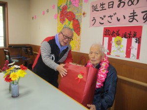 本館2階滝本