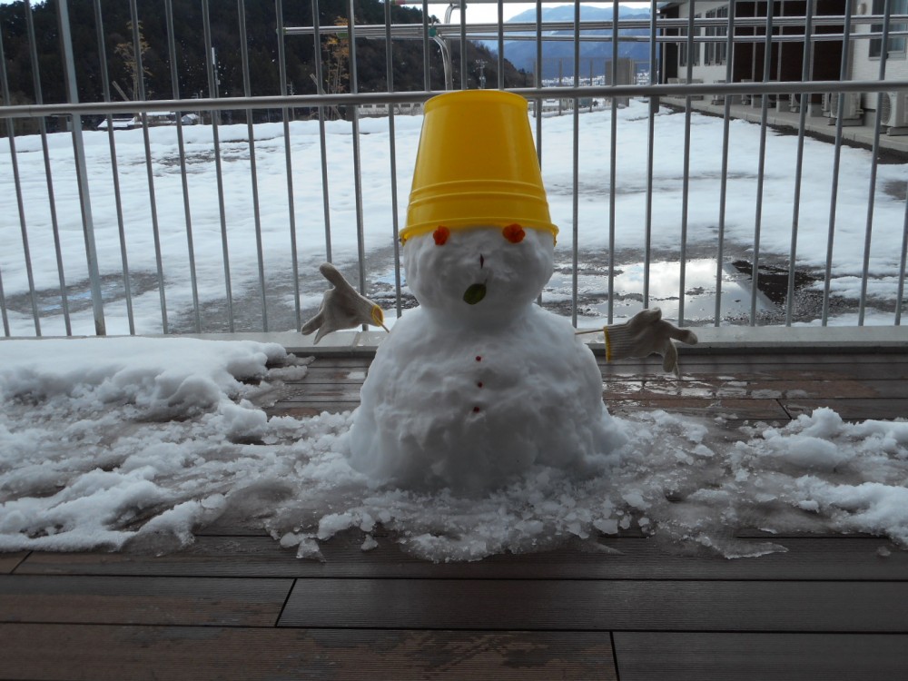 １２月２８日　その１　なごみの雪だるま