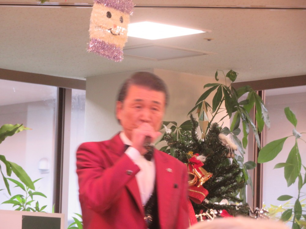 クリスマス会　山崎ていじ様歌謡ショー！！！