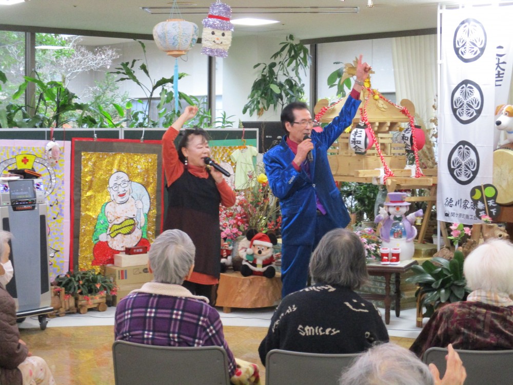 バイキングと花本さん山本さんカラオケショー