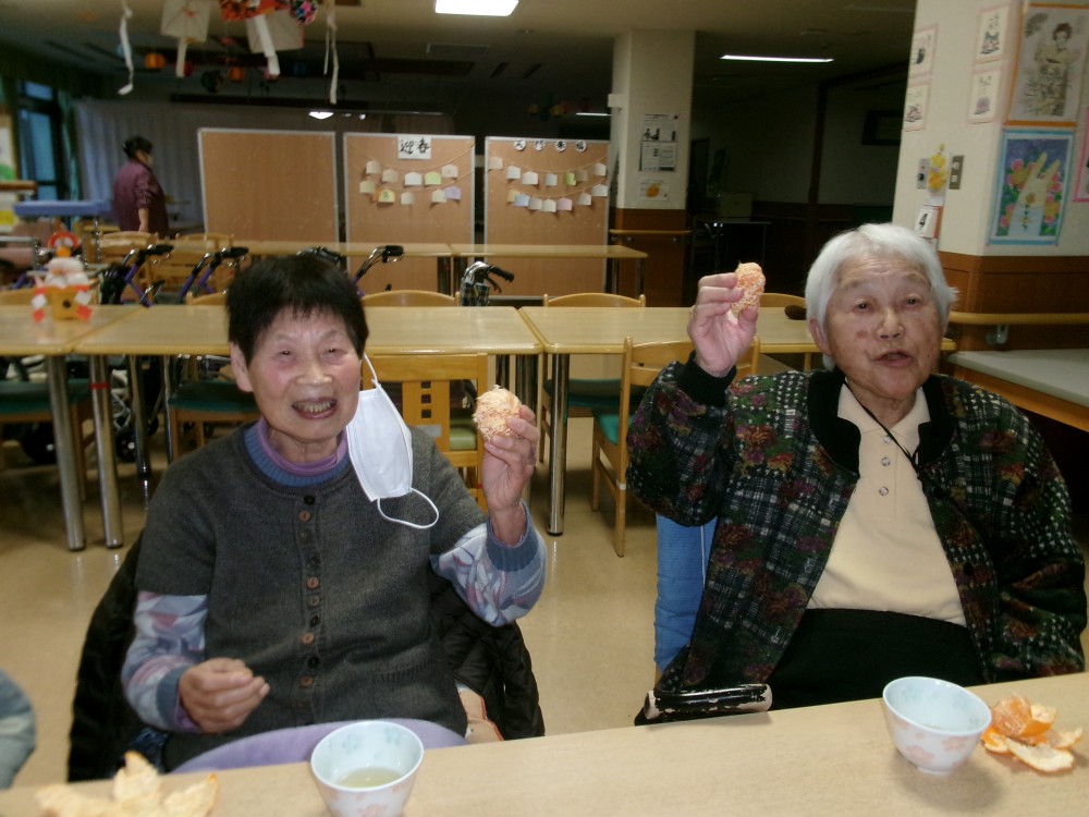 みかんを食べてゆっくり、、