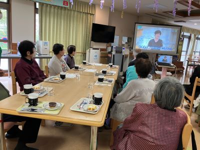 カフェ邑、今月より本格的に再開致しました。