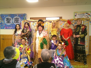 聖座公演