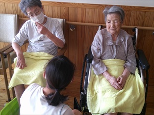 毎日暑い日が続いています
