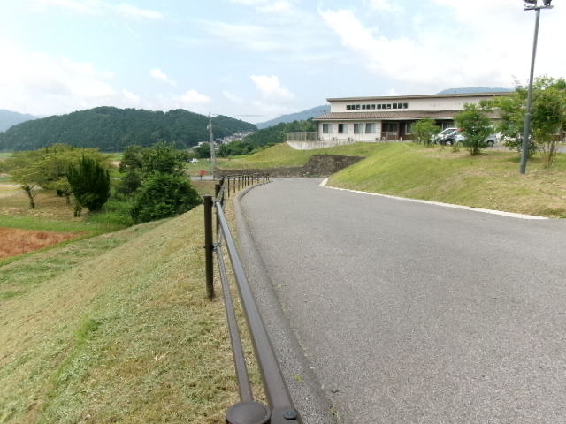 苑周りの草刈り