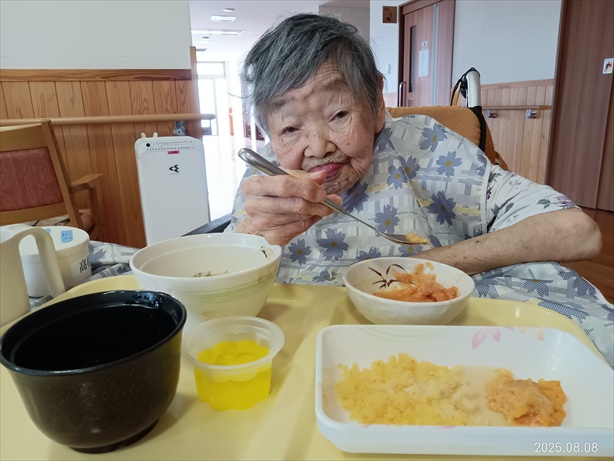今日のお昼ご飯