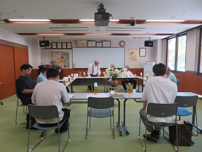 理事会が開催されました。
