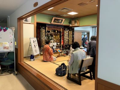 敬老月間の締めくくり、千巻経