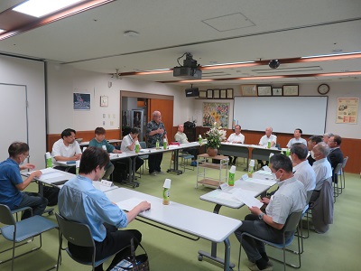 評議員会が行われました。