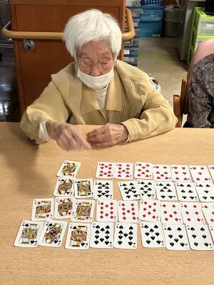 寒さも感じる様な雨模様でしたが
