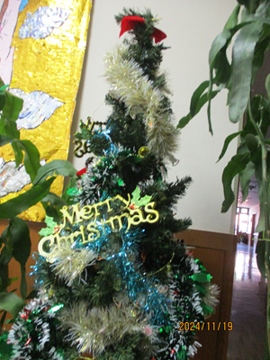 飾りつけ、続々と