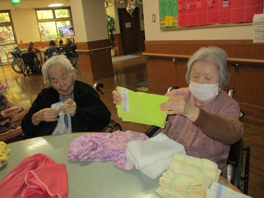 洗濯ものたたみ