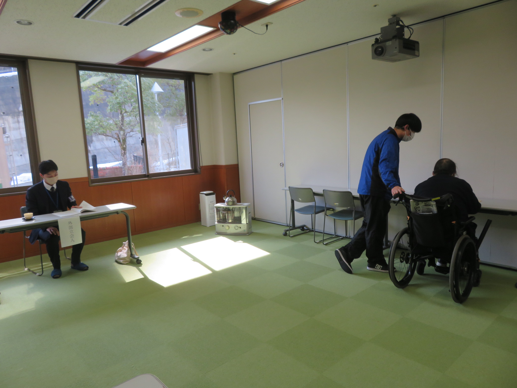 不在者投票行いました。