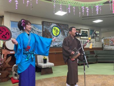 今年度初めてのてるてる座、大いに盛り上がり