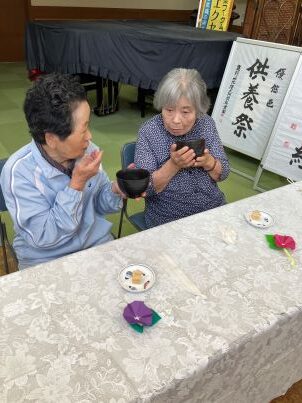 美味しいお抹茶頂きながら